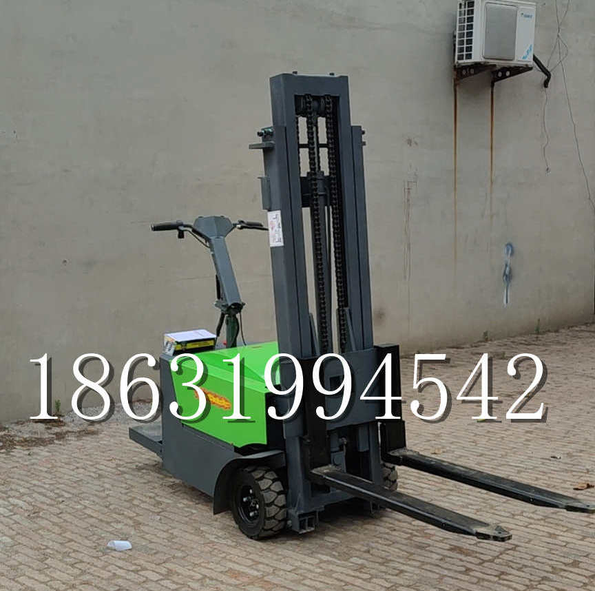 北镇市优程全电动叉车插腿式堆高车液压装卸车1.5吨升高小型站驾式铲车