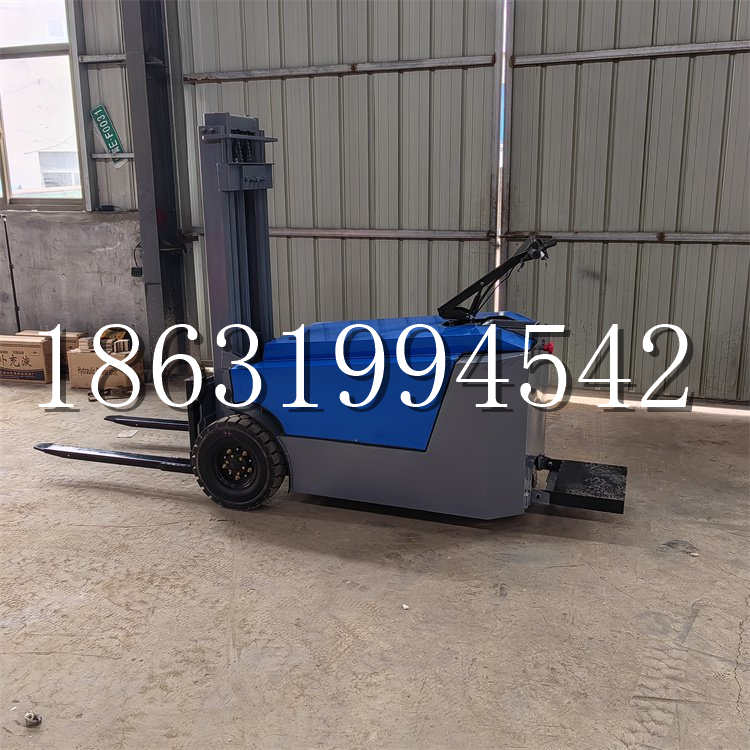 北镇市全电动叉车插腿式堆高车液压装卸车1.5吨升高小型站驾式铲车